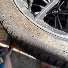 アルミ付きタイヤの画像