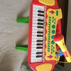 電子ピアノの画像