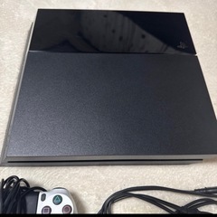 【ジャンク】PS4 本体とコントローラーの画像