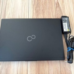 71111-19 軽量751g 富士通LIFEBOOK U9310/E 第十世代Core i5 メモリ8GB SSD256Gの画像