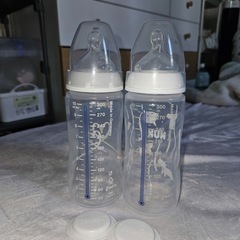 NUK ヌーク プレミアムチョイス ほ乳びん ゾウ ブルー 300ml 0ヶ月から プラスチック製の画像