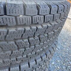 スタッドレスタイヤ6本セット 205/75R16 ヨコハマアイスガードの画像