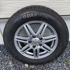 スタッドレスタイヤ　ホイール付の画像