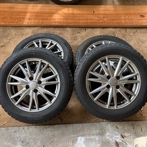 Weds ホイール　スタッドレス　タイヤ　フィット　等