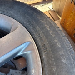 アルミ付きタイヤの画像