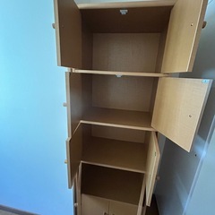 収納棚の画像