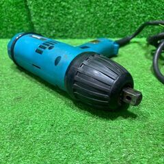 マキタ 6904VH 4型インパクトレンチ【船橋馬込店】【店頭取引限定】【中古】管理番号：ITUMYUSURKO0の画像