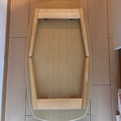 折りたたみテーブルの画像