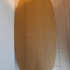 折りたたみテーブルの画像