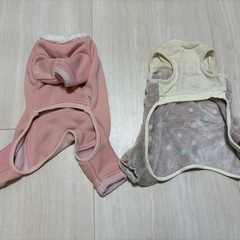 犬用つなぎのパジャマの画像