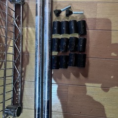 【スチールラック】棚板2枚と部品　の画像