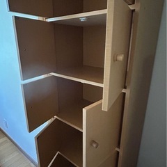 収納棚の画像