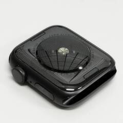 Apple Watch SE 第1世代/GPS/40mm/A2351/スペースグレー〈MYDP2J/A〉 (2)の画像