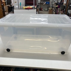I 2511-550 プラスチック収納ケース　キャスター付き　中古
の画像