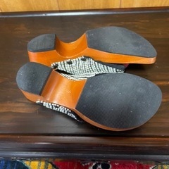 定価2万くらい新品未使用　水鳥みずとり下駄サンダルの画像