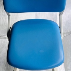 学習椅子
の画像