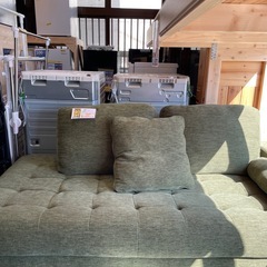 配達可【3人掛けソファ】【緑色】クリーニング済み【管理番号】  1122 橋の画像