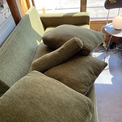配達可【3人掛けソファ】【緑色】クリーニング済み【管理番号】  1122 橋の画像