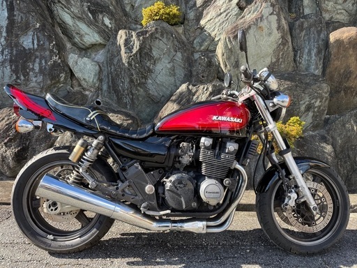 カワサキ　 ゼファー400 ゼファーχ 実働車！　車検2
年付！！　z2仕様　火の玉カラー　始動動画あり　キャブレター清掃済　兵庫県宝塚市