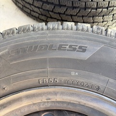 【取引完了】ハイエースバン　スタッドレスタイヤ　ホイール　アイスガード　195/80R15の画像