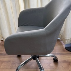 決まりました　おしゃれなベルベット調デスクチェア（グレー）の画像