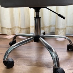 決まりました　おしゃれなベルベット調デスクチェア（グレー）の画像