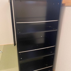 ダイニングテーブルの画像