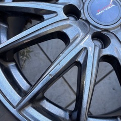 スタッドレス　205/60R 16  VELVA。 の画像