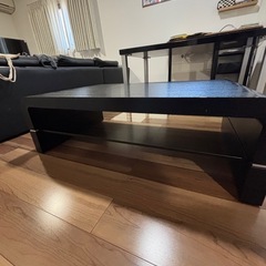 ダイニングテーブルの画像