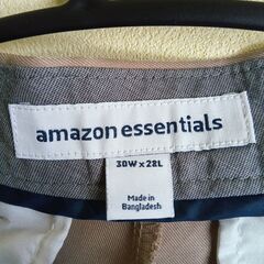 [Amazon Essentials] スラックス タック入り ウエスト調整 クラシックフィット メンズ　サイズ（W30 / L28）の画像