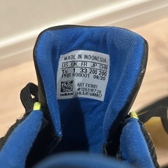 サッカー　インドア　トレシュー　adidas　20.0cmの画像