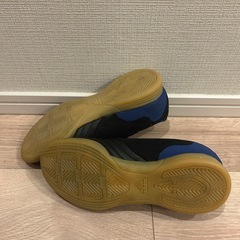 サッカー　インドア　トレシュー　adidas　20.0cmの画像