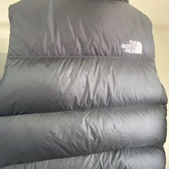ノースフェイスヌプシベストの画像