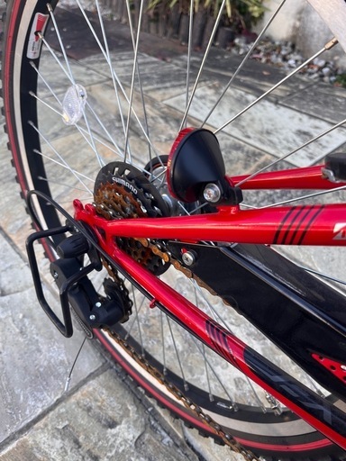 値下げ　子供用自転車　24インチ　赤