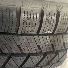 スタッドレスVRX
3アルミ付き4本セット2025年製の画像