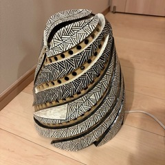 陶器のライトの画像