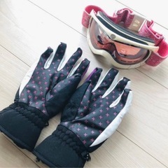 【スノボセット】asics スノボウェア、ゴーグル、手袋、ニット帽の画像