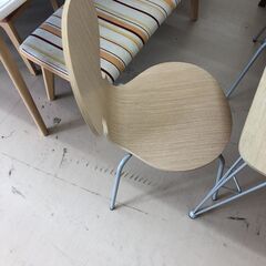 【ジャングルジャングル和歌山店】【Wa3313】ﾀﾞｲﾆﾝｸﾞセット リユースショップ リサイクルショップ 中古家具 中古家電 中古自転車 古着 冷蔵庫の画像