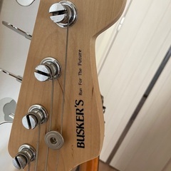 ベースギター、ギター台(最大5台)、クラシックギターの画像