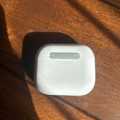 AirPods 代3世代の画像