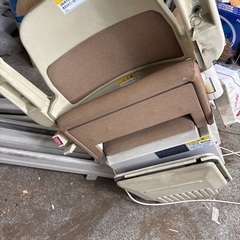 鉄屑　介護用昇降機の画像