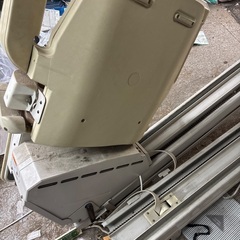 鉄屑　介護用昇降機の画像