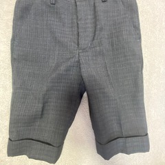 子供の入学卒園式に120cmスーツの画像