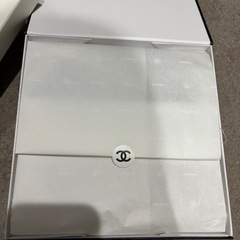 CHANEL、リファ空箱の画像