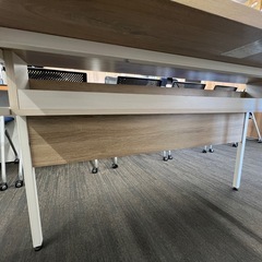 パソコンデスク
の画像