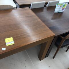 【ジャングルジャングル和歌山店】【Wa3314】ﾀﾞｲﾆﾝｸﾞテーブル ※お持ち帰り限定!!  リユースショップ リサイクルショップ 中古家具 中古家電 中古自転車 古着 冷蔵庫の画像