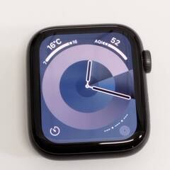 Apple Watch SE 第1世代/GPS/44mm/A2352/スペースグレー〈MYDT2J/A〉の画像