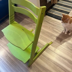 子供用椅子　STOKKEの画像