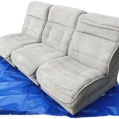 カリモクのソファー　3個で1セット　3個を並べた参考写真です。の画像