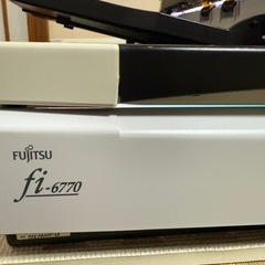 スキャナー　FUJITSU fi-6770の画像